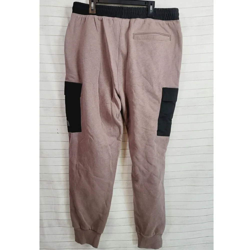 THE NORTH FACE CARGO COORDINATING JOGGER IN DEEP TAUPE/NF BLACK, SZ MEDIUM